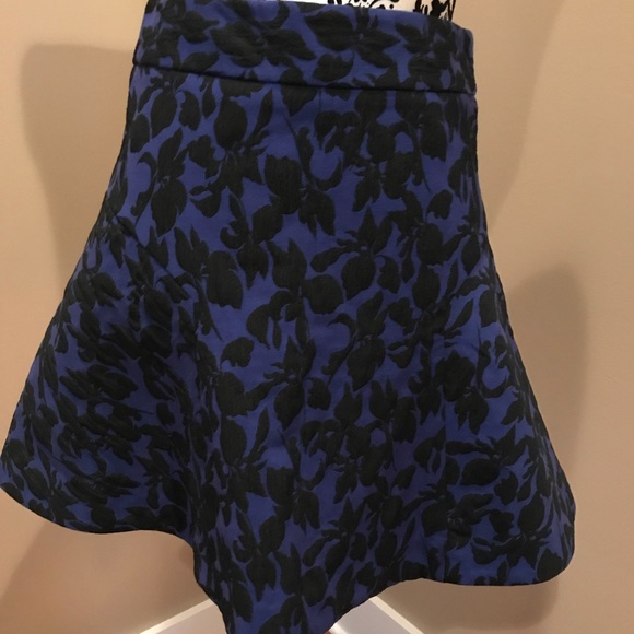 Express Dresses & Skirts - Express jacquard mini skirt. Size 0 & 2